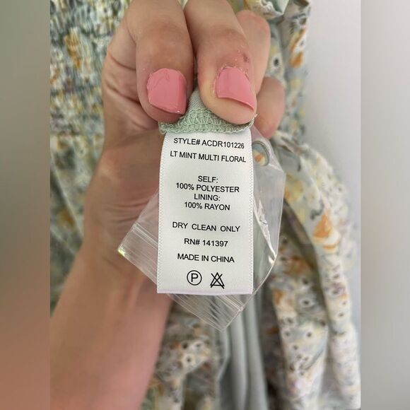 ASTR the Label Midsummer Dress large new with tags - Picture 14 of 14